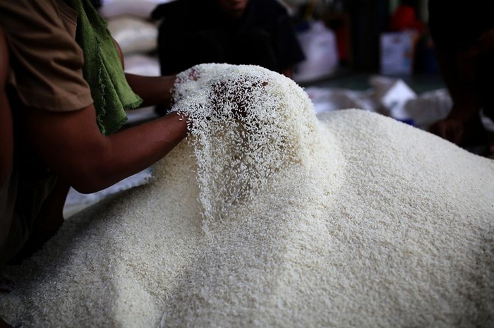 Harga sembako beras.