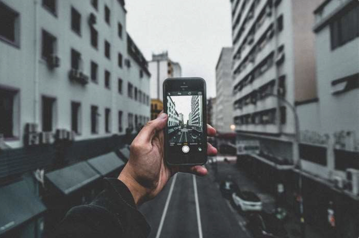 Begini 8 cara foto pakai HP Android agar hasilnya seperti fotografer profesional. Yuk, kita coba dari sekarang.