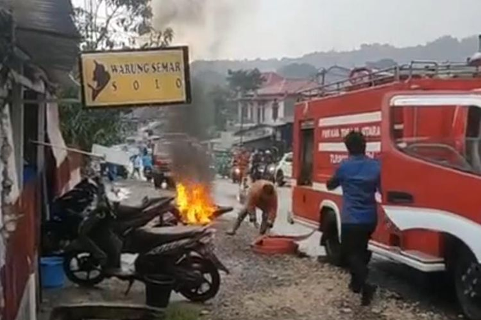 Motor terbakar di samping SPBU di Toraja, pemilik langsung kabur