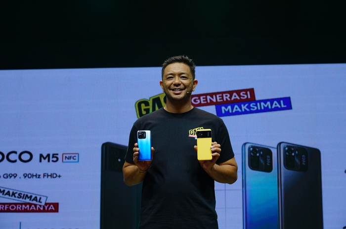 POCO M5 dengan Chipset MediaTek Helio G99 disebut memiliki performa yang kencang dibandingkan chipset dengan teknologi 6nm lainnya (in frame : Andi Renreng, Head of Marketing POCO Indonesia)