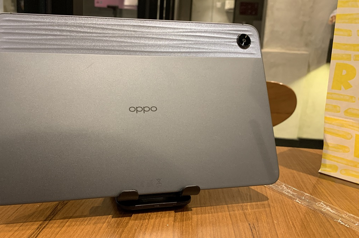 OPPO Pad Air jadi tablet dengan ukuran 10 inch dengan fitur yang cukup banyak dan cocok sebagai pendamping kerja