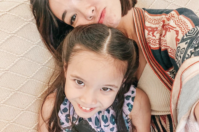 Gisella Anastasia sampai rela berbuat ini biar Gempi bahagia. Foto anak kesayangan Gading Marten menjadi sorotan.