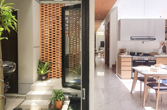 Foto interior rumahterbuka terlihat lapang ini bisa ditiru. Desain dapur mungil jadi satu ruang dan area keluarga bikin salfok. 