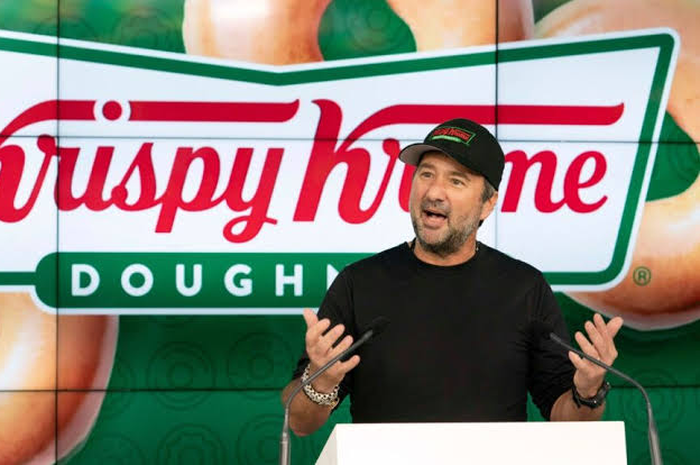CEO Krispy Kreme, Mike Tattersfield sebut akan pakai robot untuk produksi donat.
