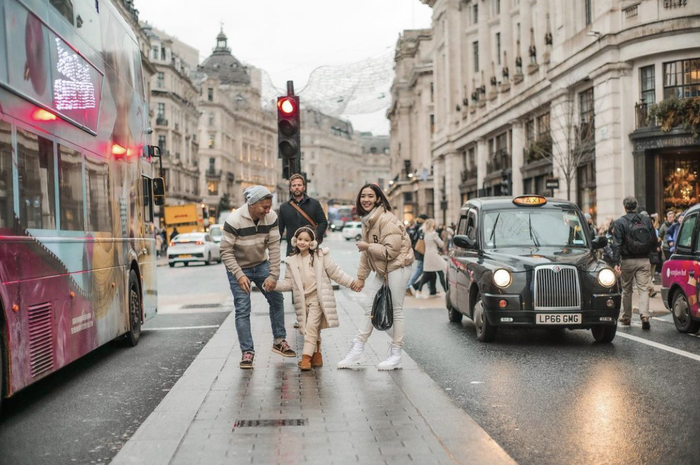 Foto Gisella Anastasia liburan bareng Gading Marten dan Gempi viral, Rino Soedarjo disenggol pertanyaan menohok.