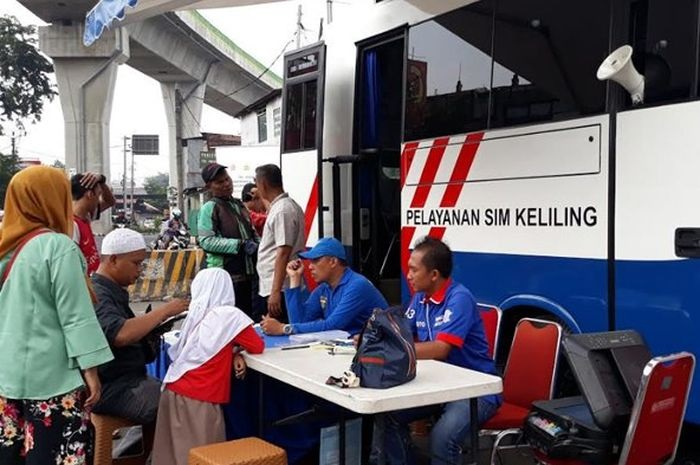 Ilustrasi dispenasasi SIM diberikan saat libur Imlek 2023
