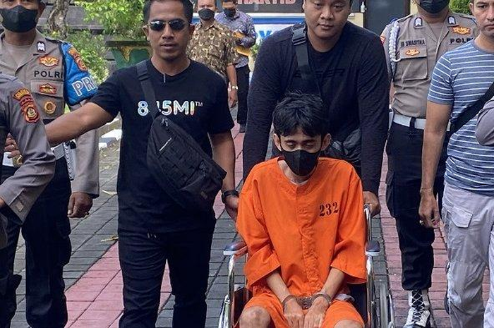 Pelaku pembunuhan pekerja seks komersial (PSK) di Bali, berinisial RAPB (26)