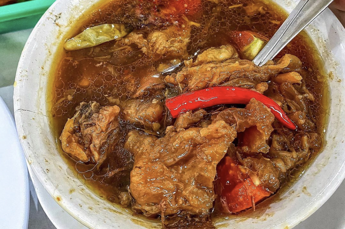 Asem-asem Koh Liem jadi tempat wisata kuliner yang cocok untuk sarapan enak di Semarang.