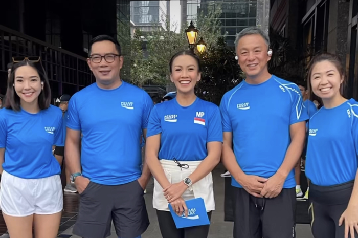 Gisel saat mengikuti event lari maraton bersama Ridaan Kamil. Rino Soedarjo memilih tak ikut.