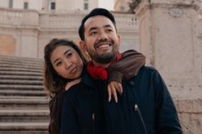 Kiky Saputri dan suami
