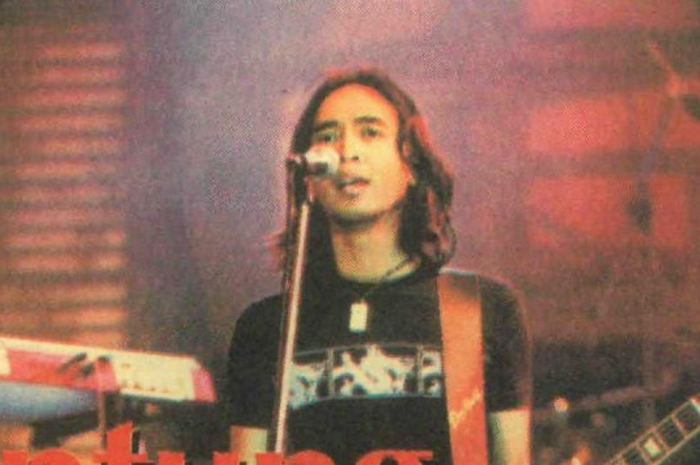 Piyu Padi cerita dirinya pernah hampir ketipu waktu mau beli gitar.