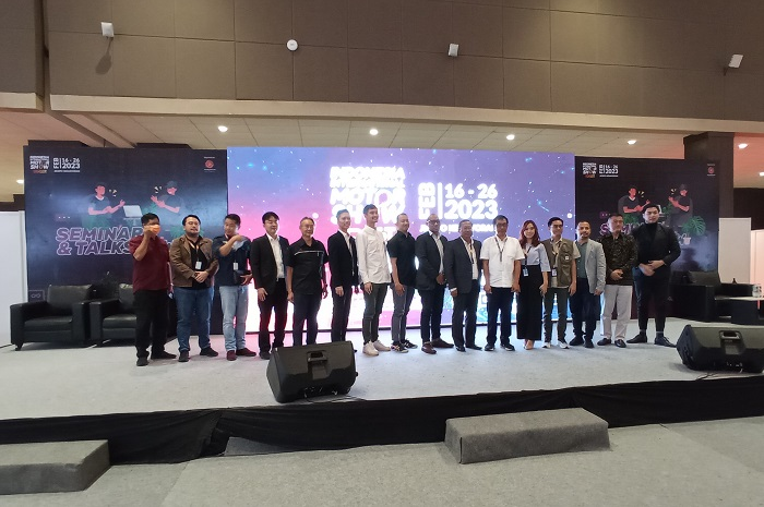Anggota AISMOLI diperkenalkan di event IIMS 2023.