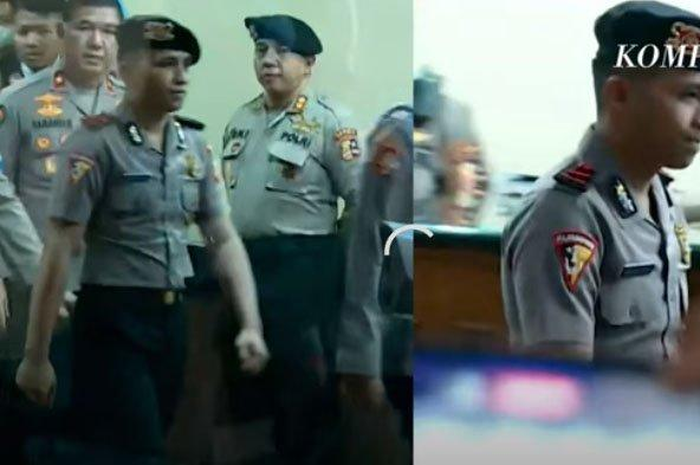 Bharada E saat tiba di Gedung Transnational Crime Center (TNCC) Mabes Polri, tempat dilangsungkannya sidang Komisi Kode Etik Polri (KKEP), Rabu (22/2/2023).  