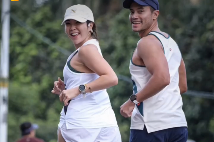 Rino Soedarjo saat berolahraga bersama Gisel. Dia meyebut alasan unfollow sang mantan.
