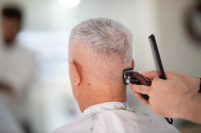Ilustrasi rambut beruban.