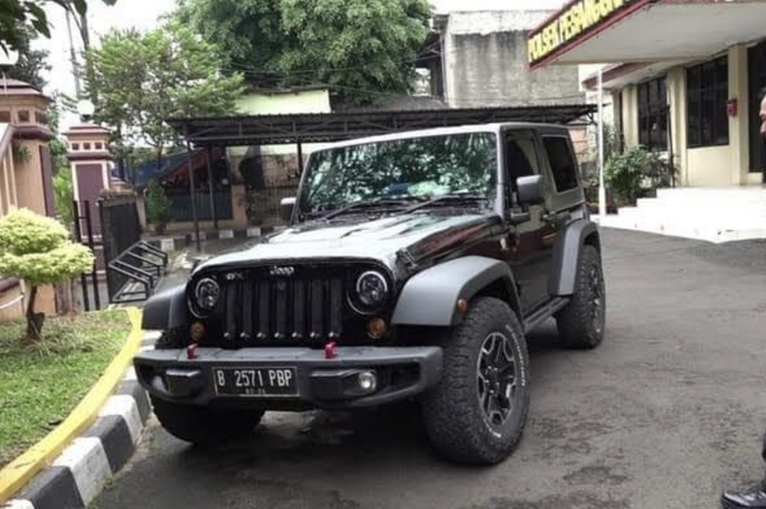 Pemilik Jeep Rubicon yang dipakai Mario Dandy ternyata punya dua profesi. Segini gajinya.