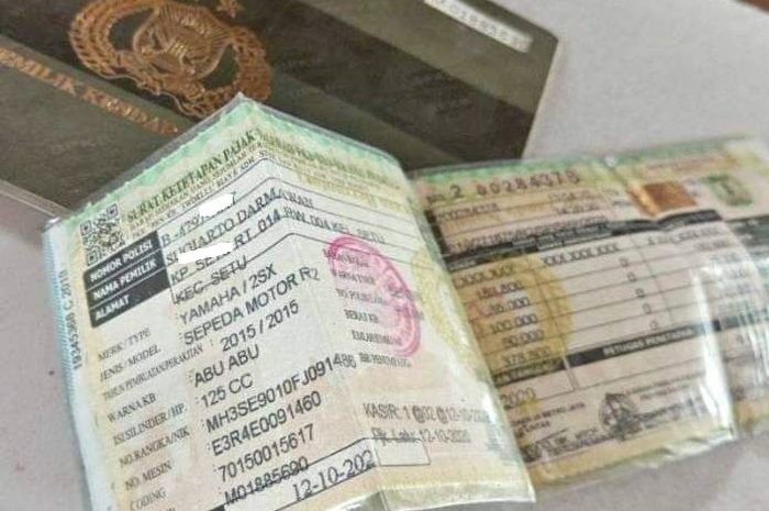 Ilustrasi STNK dan BPKB.  Asyik, 8 wilayah di Indonesia adakan program pemutihan pajak 2023.
