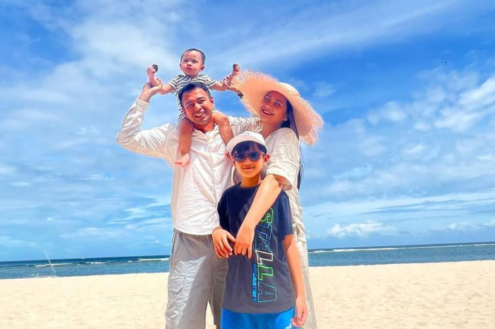 Raffi Ahmad punya alasan di balik kerja keras yang selama ini dilakoni.