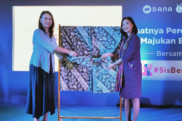 Peluncuran program SisBerdaya dari DANA dan Ant Group untuk bantu berikan modal usaha bagi UMKM wanita.