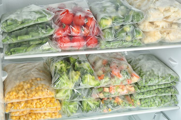 Tips hidup membekukan makanan untuk stok makanan sahur