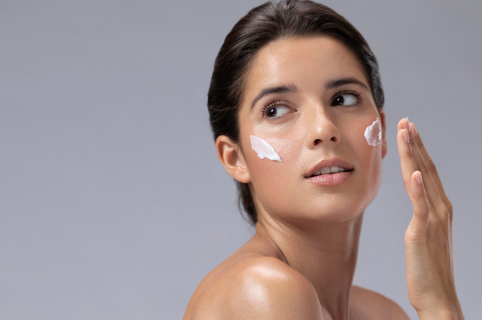 Cara memilih dan menggunakan sunscreen yang baik dan benar.