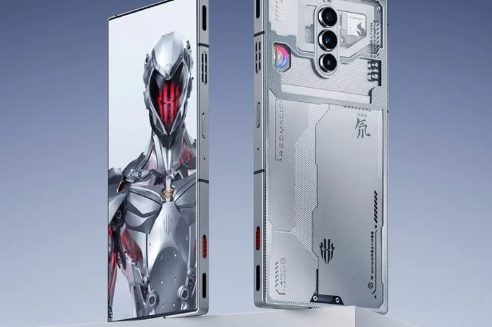 Desain hp gaming Nubia Red Magic 8 Pro Transparent Silver Edition. 
