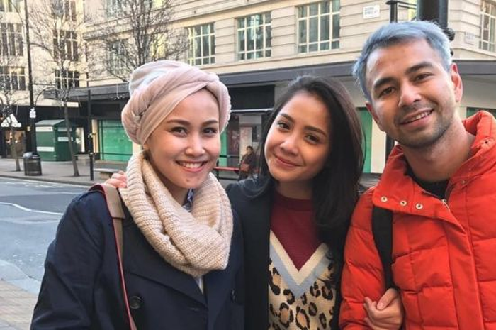 Mimi Bayuh dengan Raffi Ahmad dan Nagita Slavina 