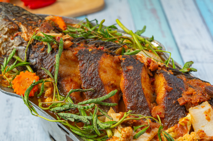Ilustrasi ikan bakar