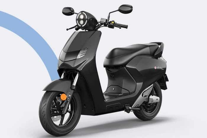 Desainnya retro banget, motor listrik Bounce Infinity E1 dijual dengan harga Rp 12 jutaan.