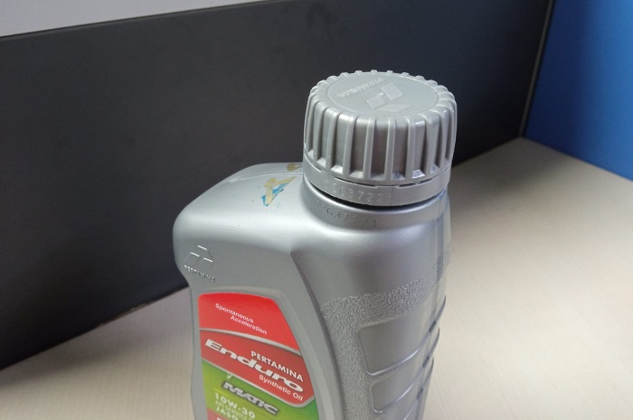 Ilustrasi tutup botol oli Pertamina Enduro.