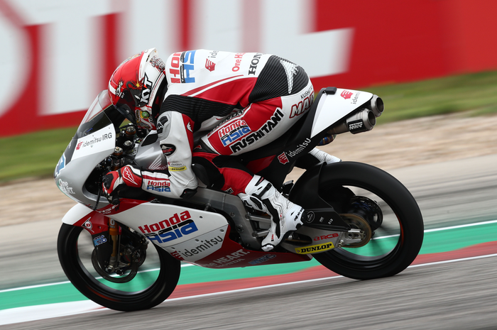 Mario Suryo Aji menjalani kualifikasi yang sulit dan punya strategi khusus untuk balapan Moto3 Amerika 2023 yang jumlah lapnya sedikit. 