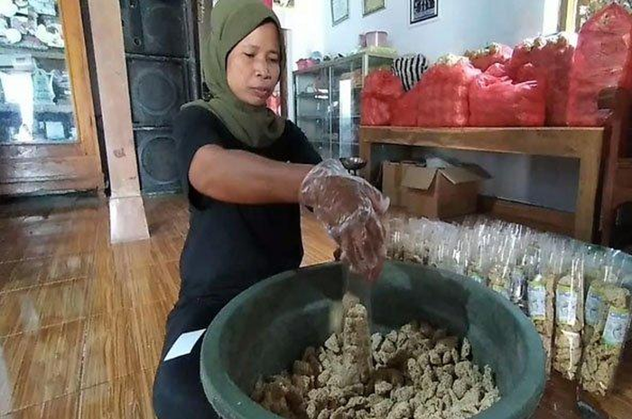 Kue Manco dari Madiun