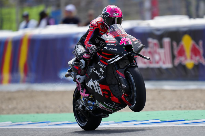 Performa agresif, Aleix Espargaro siap mengawali balapan dari urutan pertama, Fabio Quartararo di luar 10 besar.