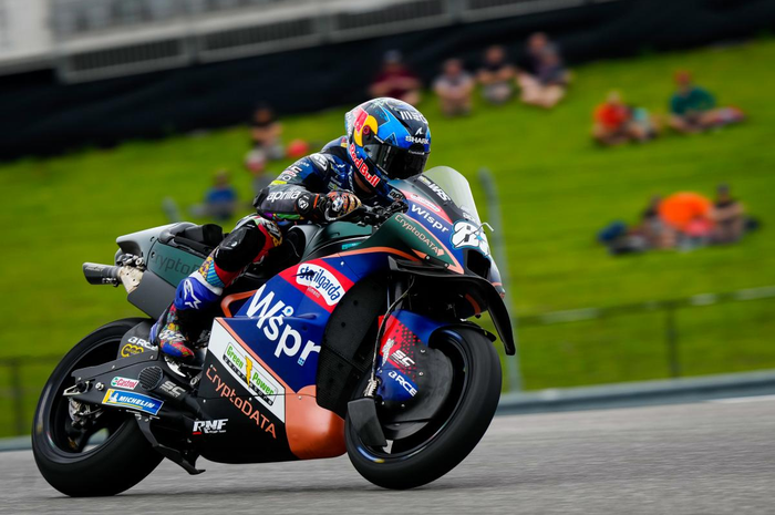 Pembalap CryptoDATA RNF Aprilia MotoGP, Miguel Oliveira tercepat di FP3 MotoGP Spanyol 2023, Francesco Bagnaia turun.