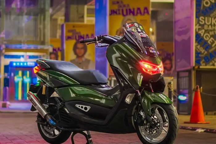 Intip modifikasi motor Yamaha NMAX milik peserta Customaxi &amp; Yard Built 2023 di kelas Daily Use. Usung konsep Cyber Punk nih!