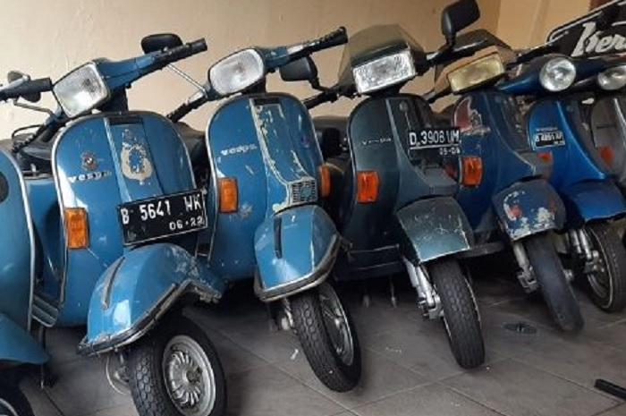 Ilustrasi Vespa Exclusive dan Vespa Excel.
