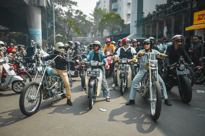 Seru, DGR Jakarta 2023 bertabur modifikasi motor custom dan motor klasik riding sekaligus gelar charity.