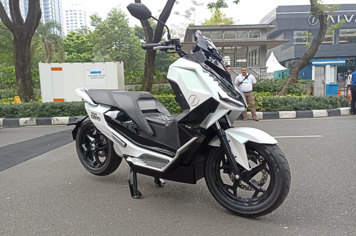 Motor listrik Alva Cervo bisa dibilang motor murah setelah dapat intensif