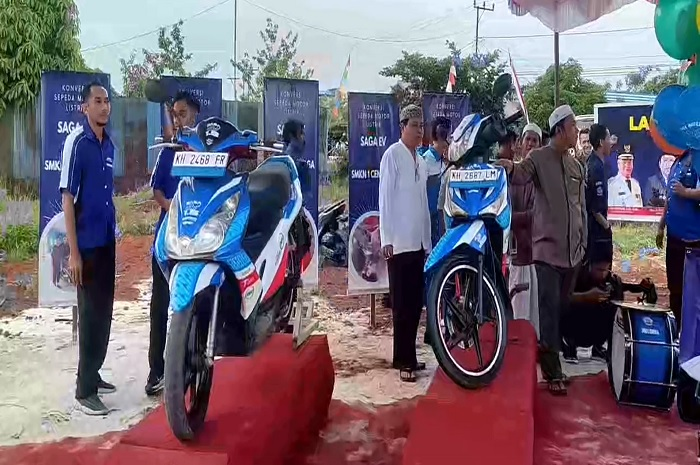 Motor listrik konversi garapan siswa SMKN 1 Cempega, ada dua model.