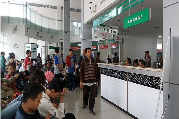 Ilustrasi Samsat Sumber Kabupaten Cirebon. Pemutihan pajak kendaraan 2023 di Jawa Barat ada diskon dan lainnya.