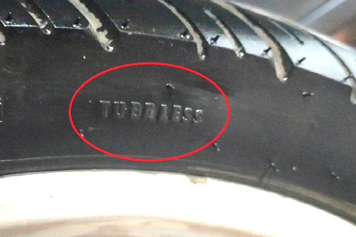 Logo ban tubeless asli