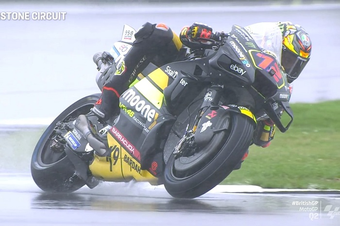 Murid Valentino Rossi, Marco Bezzecchi catat waktu tercepat di kualifikasi MotoGP Inggris 2023, sabet pole position.