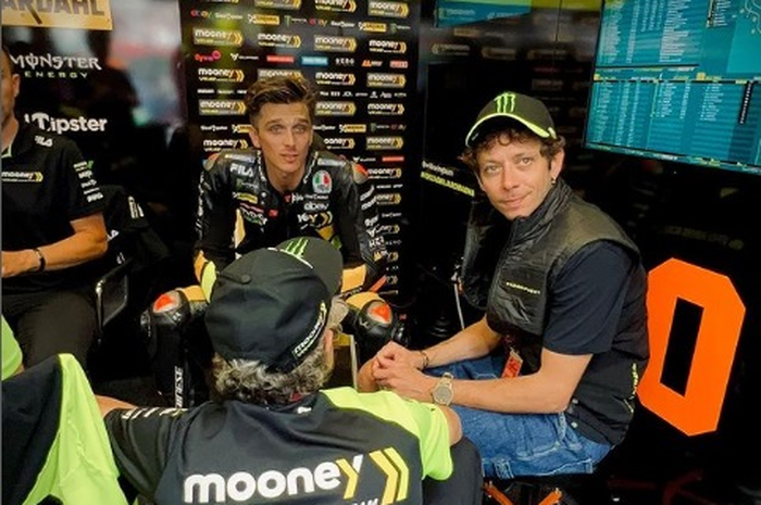 VR46 Riders Academy sekolah balap resmi milik Valentino Rossi, buat yang mau daftar ternyata biaya masuknya gratis.