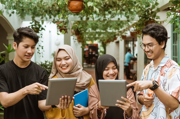 Kumpulan Quotes Sunda Lucu yang Bikin Ngakak Pisan