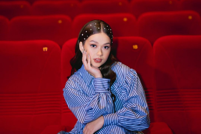 Ketika akhirnya muncul kembali, Rebecca Klopper memberikan reaksi saat ditanya terkait kasus video syur mirip dirinya.