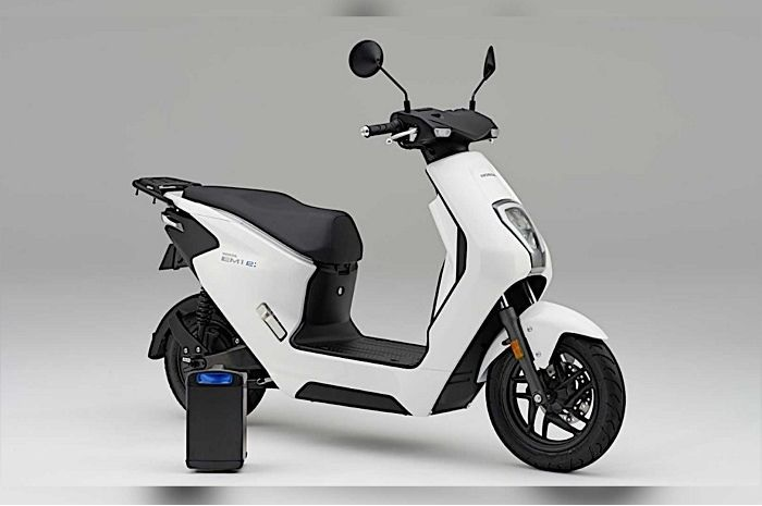 Harga motor listrik Honda EM1 e disebut netizen kemahalan.