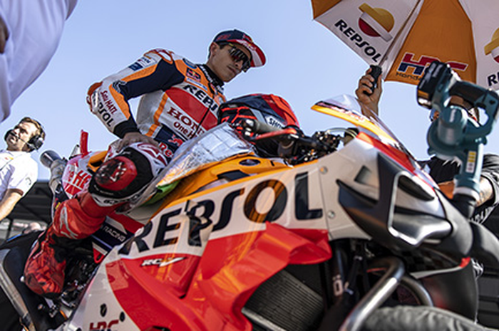 Mau heran tapi Marc Marquez, santer disebut-sebut pindah dari Honda ke Ducati di MotoGP 2024, emang bisa?