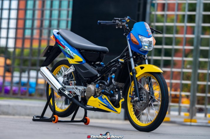 Modifikasi motor Honda Sonic 125 pakai part bermerek di MotoGP.