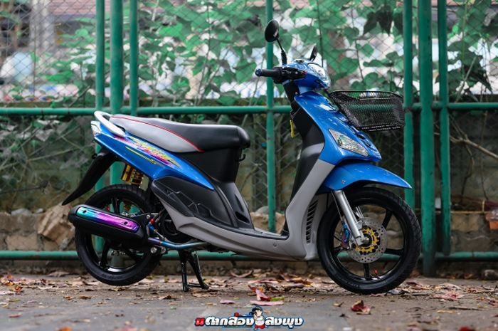 Modifikasi motor Yamaha Mio bergaya Vietnam look.