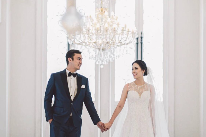 Rendy Kjaernett dan Lady Nayoan resmi rujuk dan jadi pengantin baru lagi.